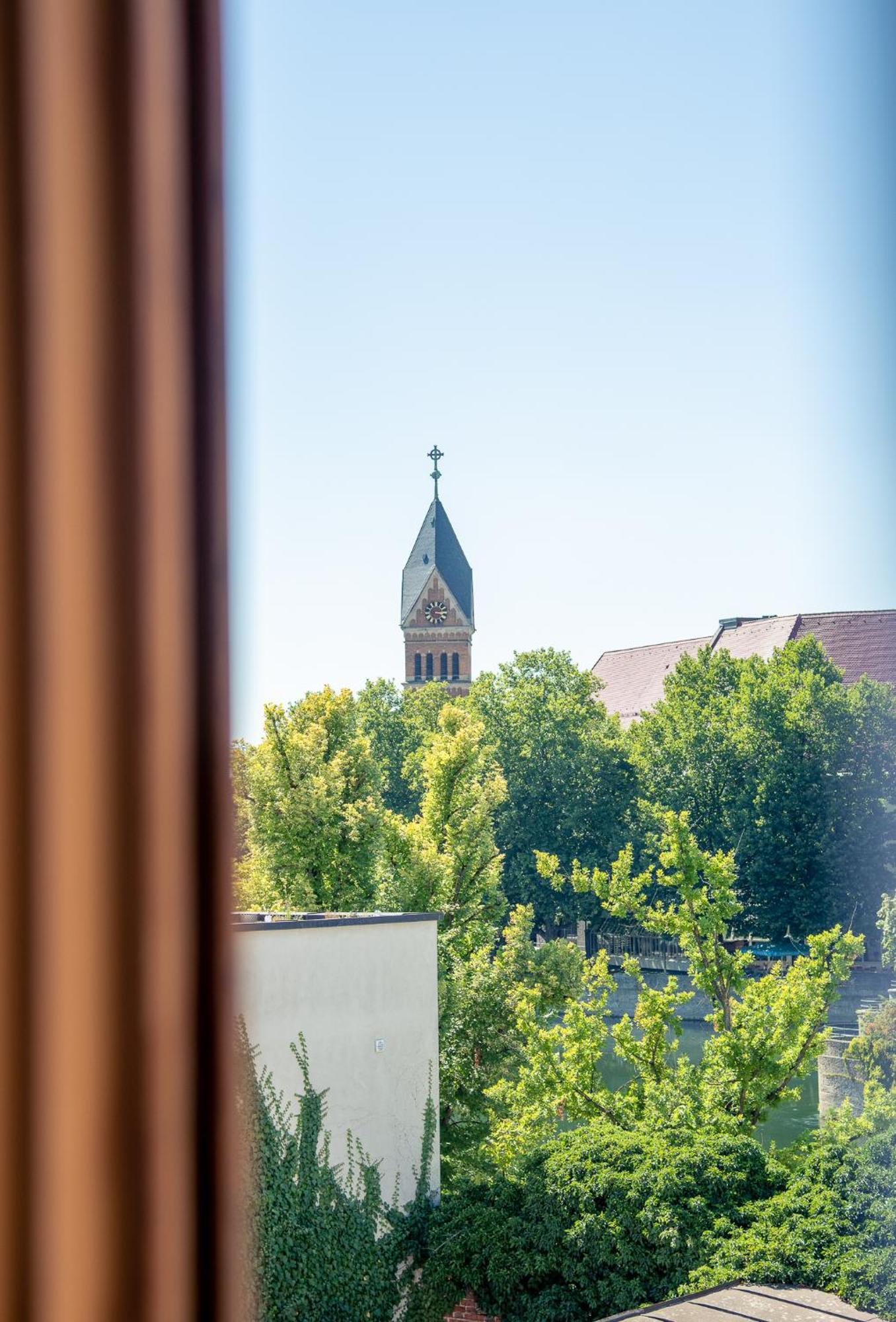 Ferienwohnungen Hinter Der Residenz Landshut Exterior foto